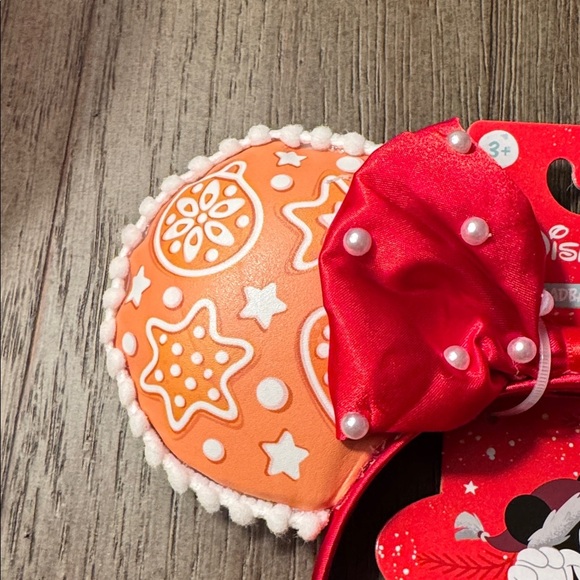 Disney Minnie Mouse Ears Headband Gingerbread Pattern, Red Bow w/ Pearls - Picture 3 of 5